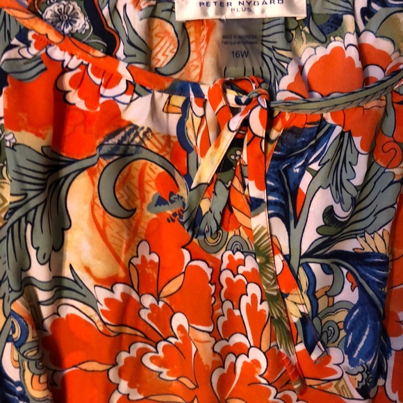 Peter Nygard cold shoulder blouse - Picture 4 of 4